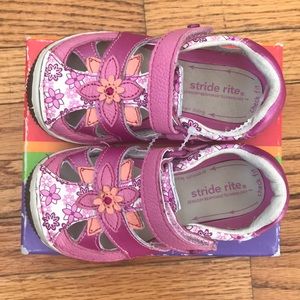 NIB Stride Rite Junie Shoes